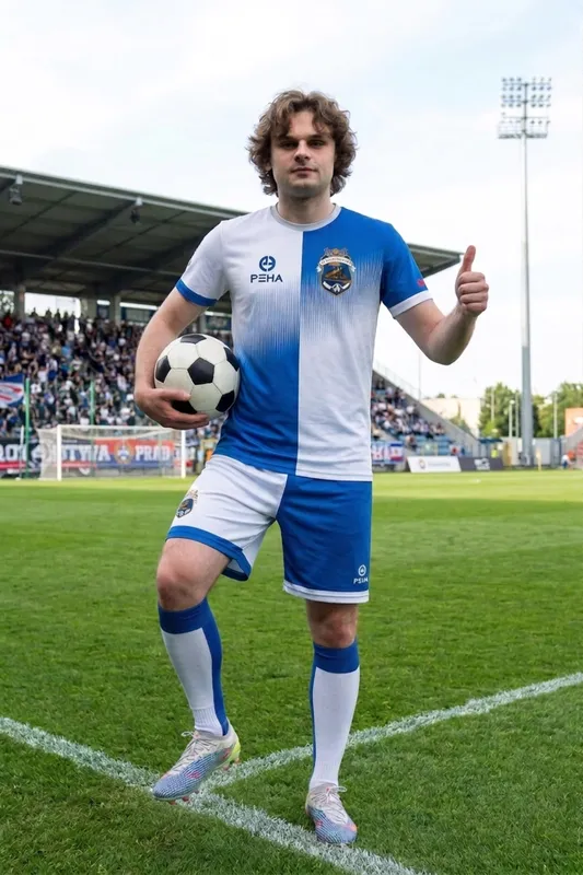 Konrad Zakęś